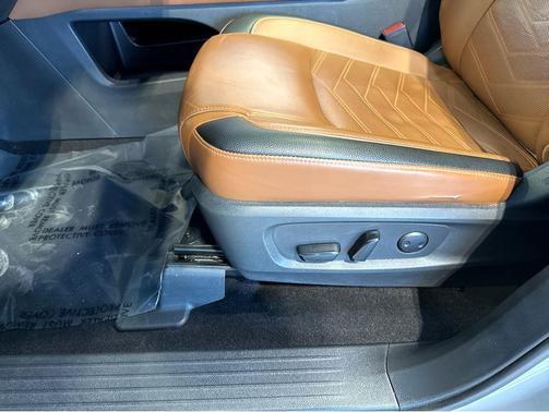 2023 Nissan Pathfinder Platinum 4WD