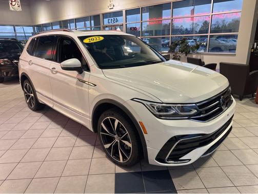 2022 Volkswagen Tiguan 2.0T SEL R-Line 4MOTION