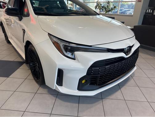 Ice Cap 2023 Toyota GR Corolla Core