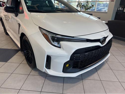 Ice Cap 2023 Toyota GR Corolla Core