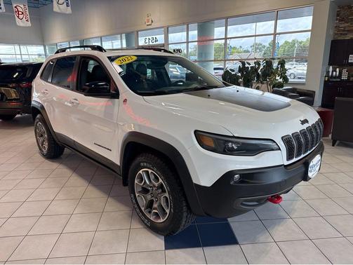 Bright White Clearcoat 2022 Jeep Cherokee Trailhawk