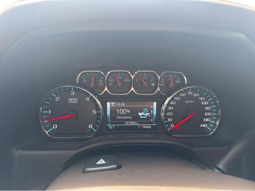 Iridescent Pearl Tricoat 2017 Chevrolet Silverado 1500 High Country