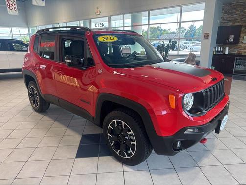 Colorado Red Clearcoat 2023 Jeep Renegade Trailhawk