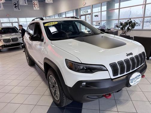 2022 Jeep Cherokee Trailhawk