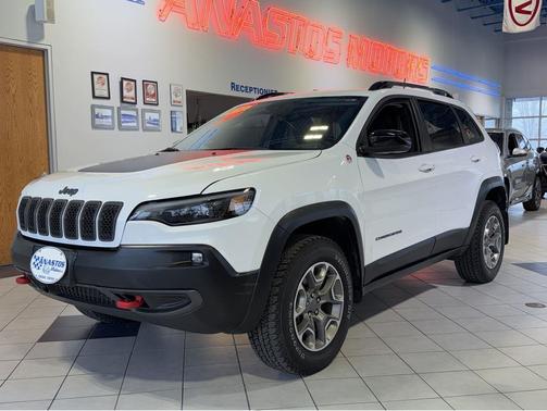 2022 Jeep Cherokee Trailhawk