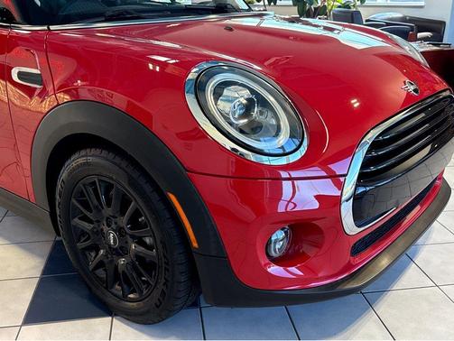 Chili Red 2020 MINI Hardtop Cooper