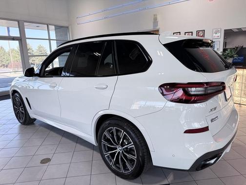 2023 BMW X5 xDrive40i