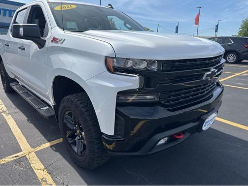 Iridescent Pearl Tricoat 2021 Chevrolet Silverado 1500 LT Trail Boss