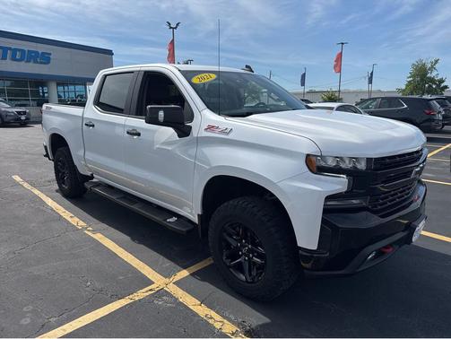 Iridescent Pearl Tricoat 2021 Chevrolet Silverado 1500 LT Trail Boss