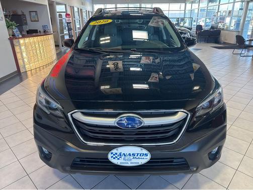Crystal Black Silica 2020 Subaru Outback Premium