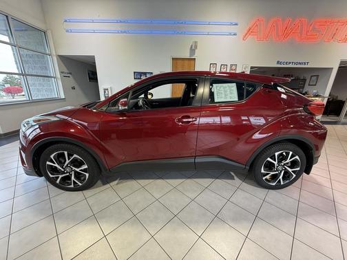 2018 Toyota C-HR XLE Premium