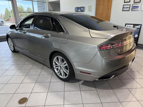 2016 Lincoln MKZ Hybrid Base