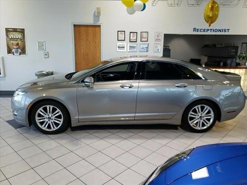 2016 Lincoln MKZ Hybrid Base