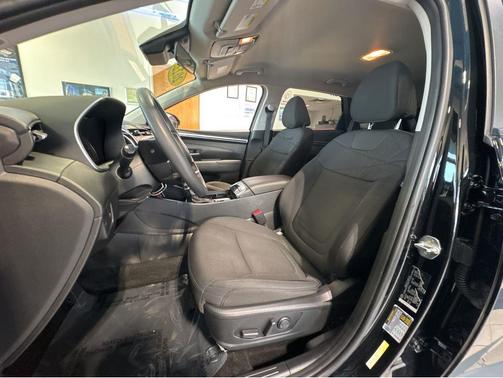 Phantom Black 2022 Hyundai TUCSON SEL