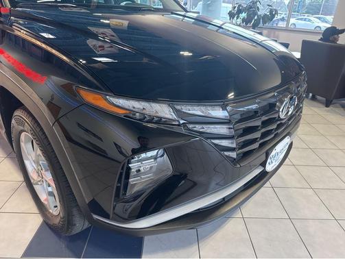Phantom Black 2022 Hyundai TUCSON SEL