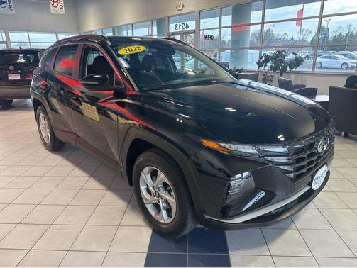 Phantom Black 2022 Hyundai TUCSON SEL