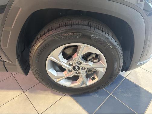 Phantom Black 2022 Hyundai TUCSON SEL