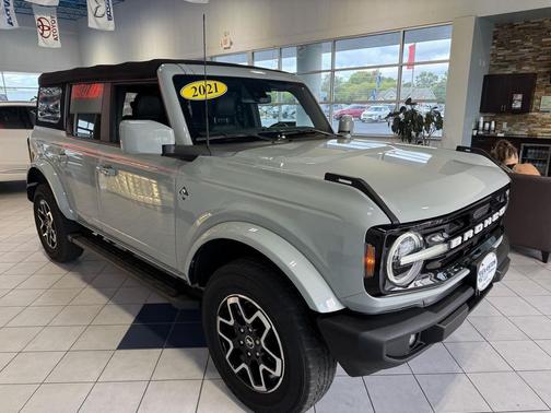 2021 Ford Bronco Outer Banks