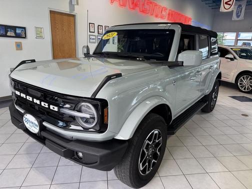2021 Ford Bronco Outer Banks