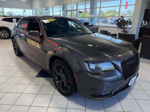2021 Chrysler 300 S