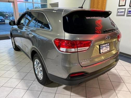 2016 Kia Sorento L