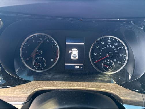 Ebony Black 2021 Kia K5 EX