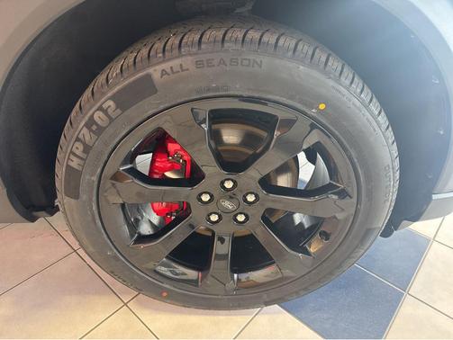 Star White Metallic Tri-Coat 2023 Ford Explorer ST