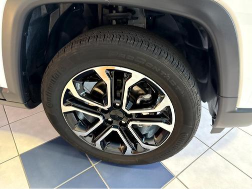 Bright White Clearcoat 2022 Jeep Compass Limited