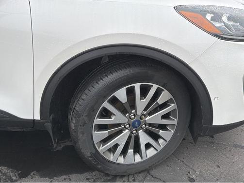 2021 Ford Escape Titanium