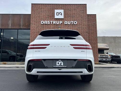 2023 Genesis GV70 2.5T AWD