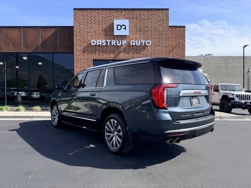 White Frost Tricoat 2021 GMC Yukon XL Denali