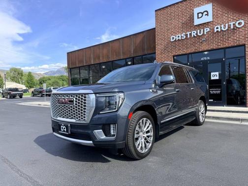 White Frost Tricoat 2021 GMC Yukon XL Denali