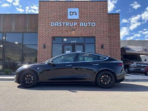 2019 Tesla Model 3 Performance