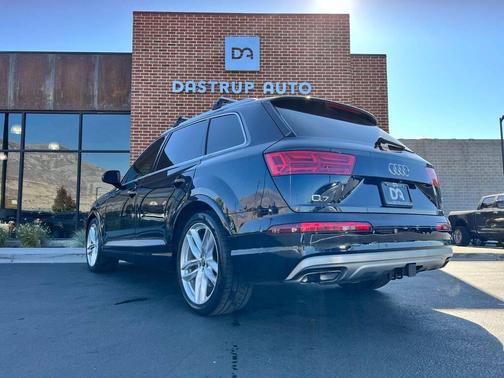 2017 Audi Q7 3.0T Prestige