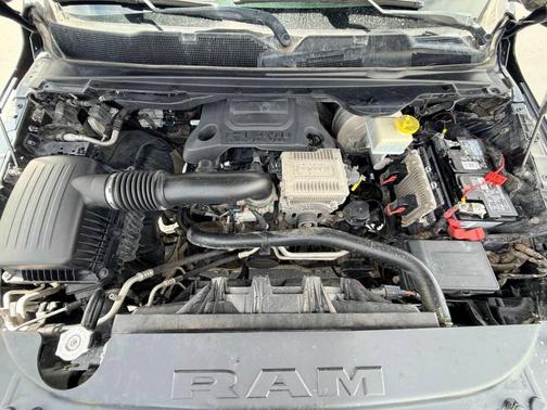 Maximum Steel Metallic Clearcoat 2019 RAM 1500 Laramie