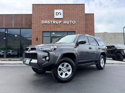 Magnetic Gray Metallic 2017 Toyota 4Runner SR5 SUV