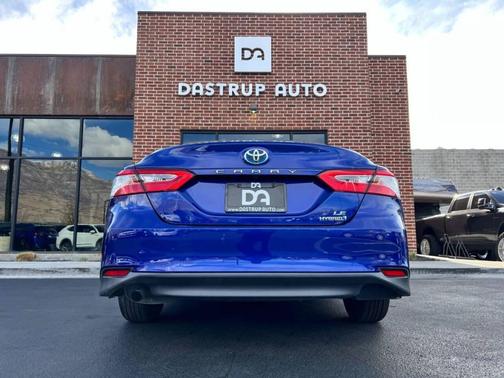 2018 Toyota Camry Hybrid XLE