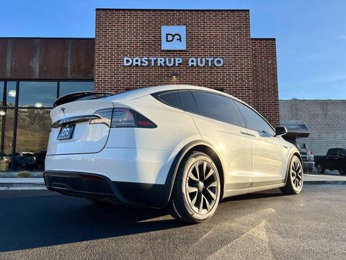 2022 Tesla Model X Dual Motor All-Wheel Drive