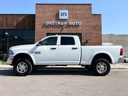 2018 RAM 2500 Tradesman Crew Cab 4x4 6'4' Box