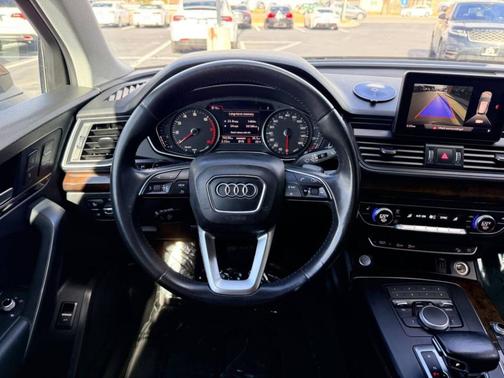 2019 Audi Q5 45 Premium