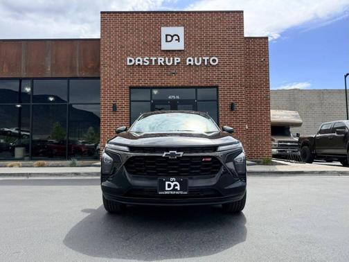 Mosaic Black Metallic 2024 Chevrolet Trax RS 4dr Crossover w/1RS