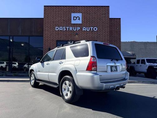 Titanium Metallic 2009 Toyota 4Runner Sport