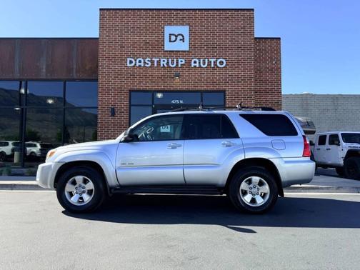 Titanium Metallic 2009 Toyota 4Runner Sport