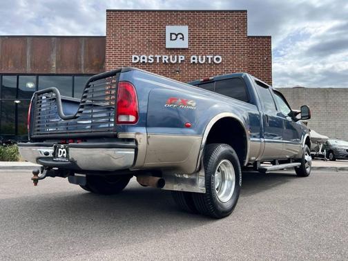 2004 Ford F-350 Lariat