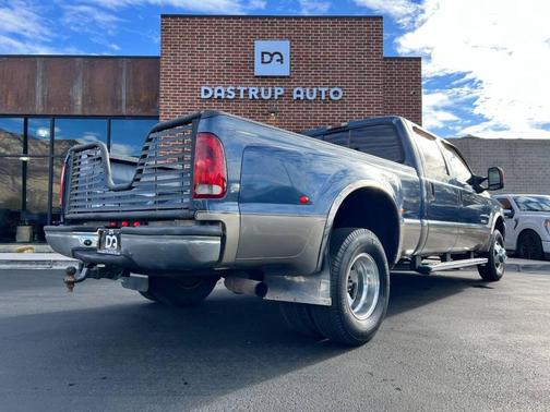 2004 Ford F-350 Lariat
