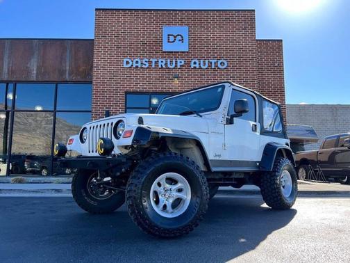 Stone White Clear Coat 1999 Jeep Wrangler SE SUV