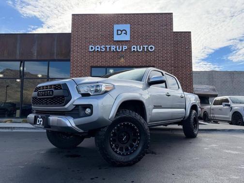 2016 Toyota Tacoma TRD Sport