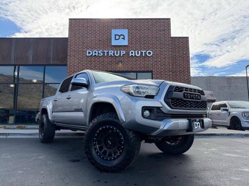 2016 Toyota Tacoma TRD Sport