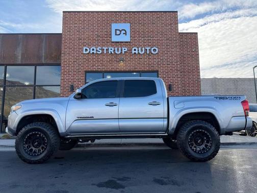 2016 Toyota Tacoma TRD Sport