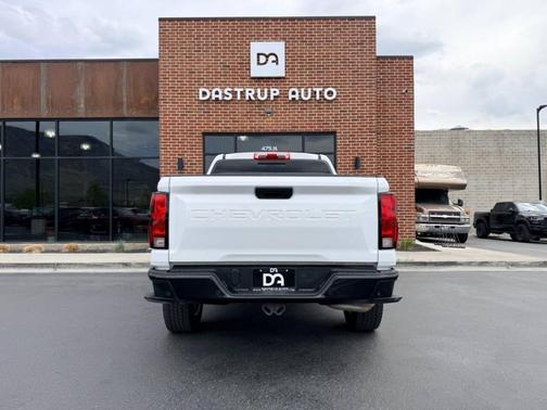 2024 Chevrolet Colorado WT